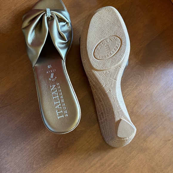 Italian Shoemaker wedge sandals size 10 - Picture 5 of 7
